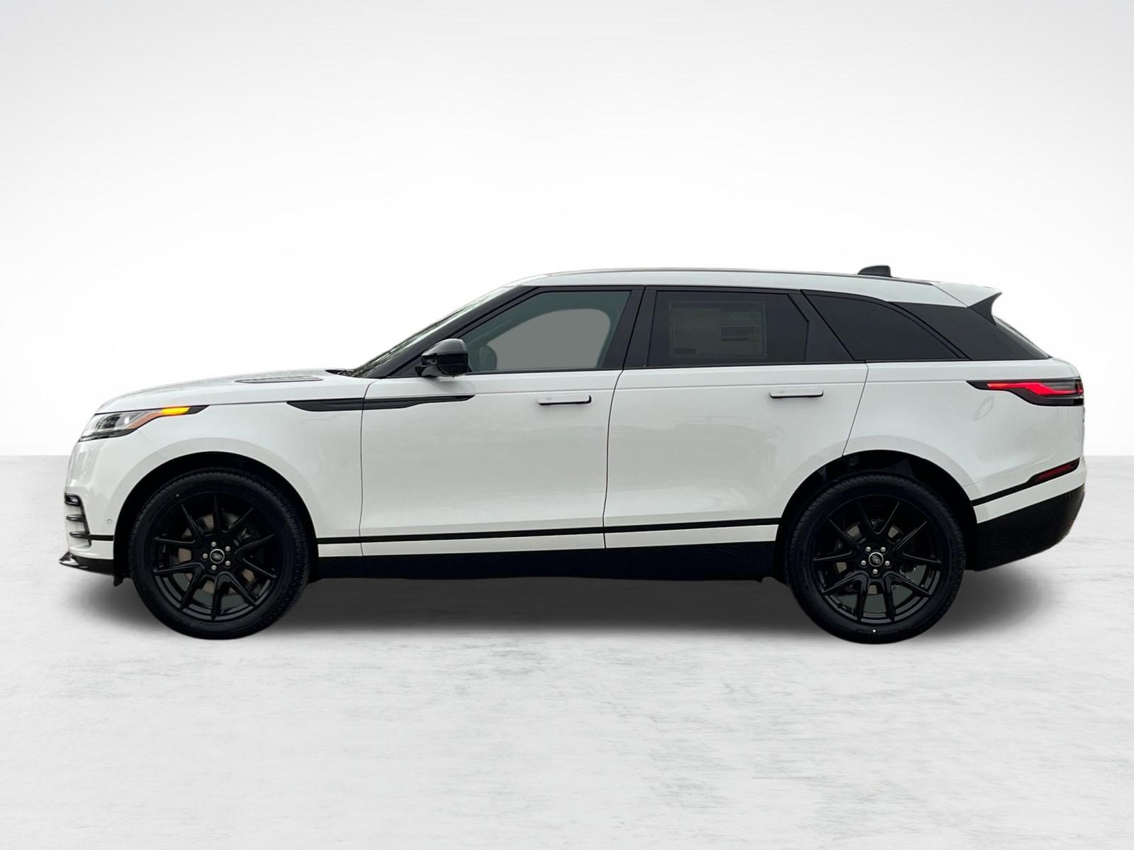 Used 2026 Land Rover Range Rover Velar Dynamic SE AWD/4WD image 2