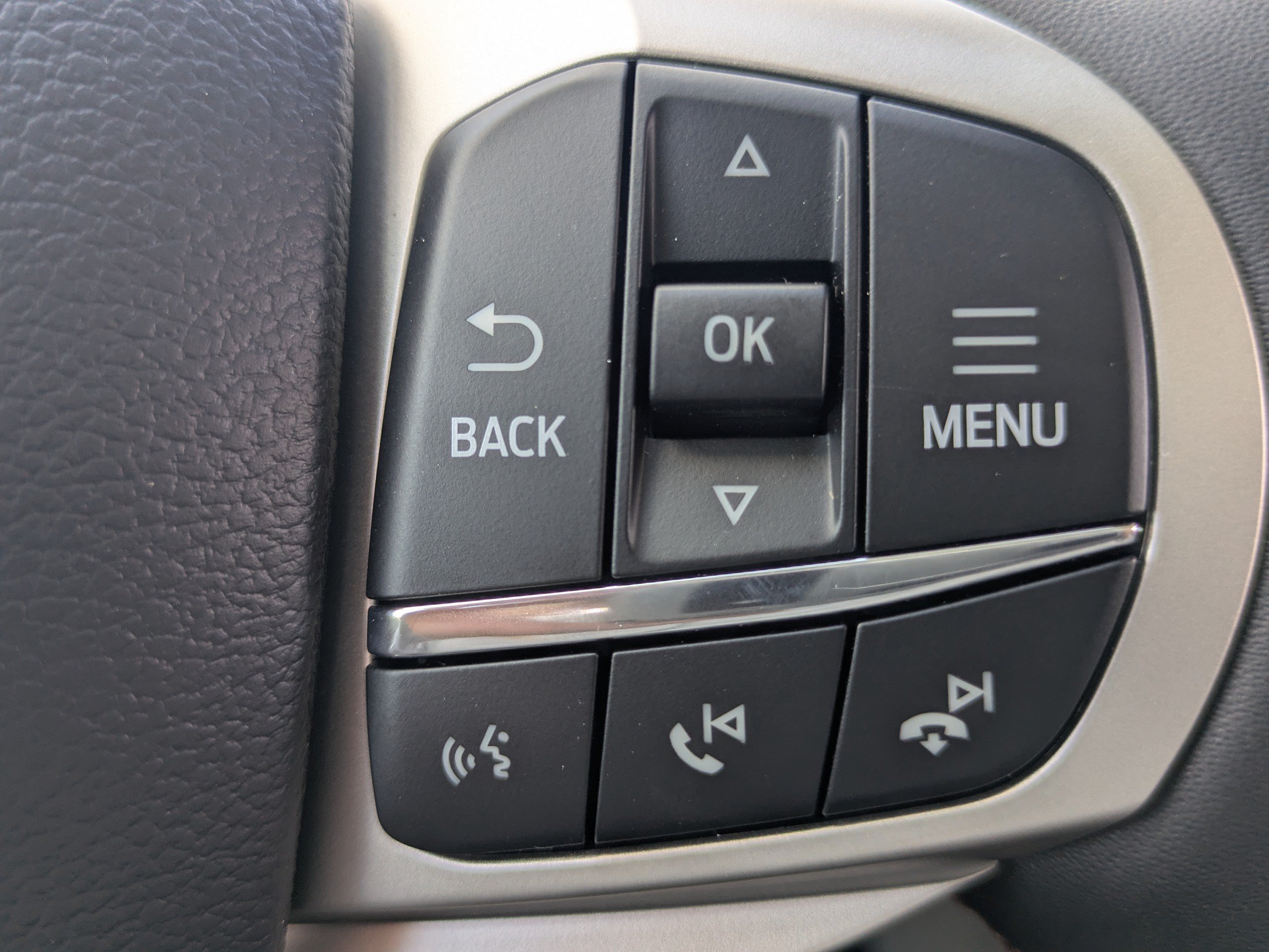New 2026 Ford Explorer Active w/ Active Comfort Package RWD image 27