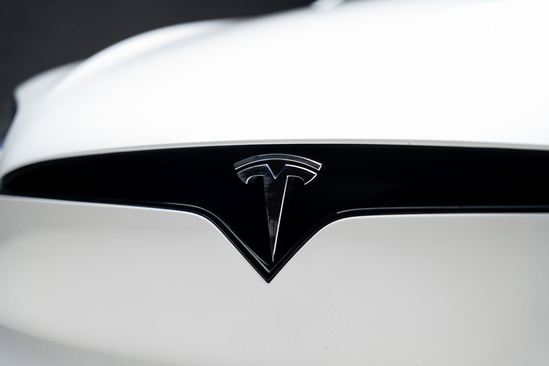 Used 2023 Tesla Model X Plaid image 13