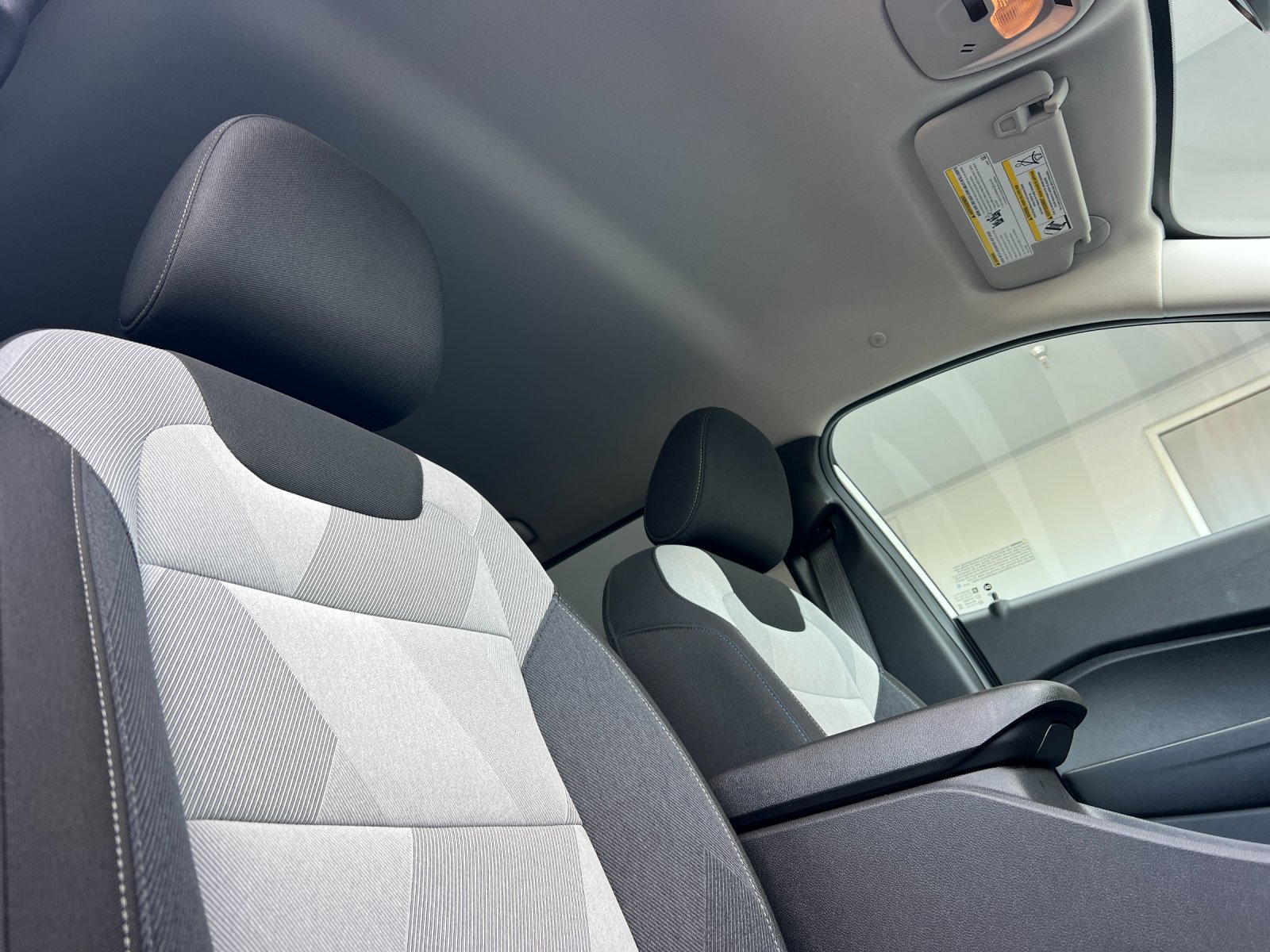 Used 2024 Chevrolet Trax LS w/ LS Convenience Package FWD image 17