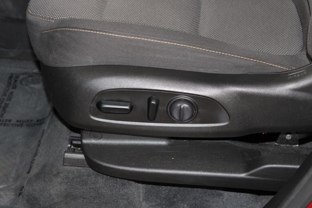 Used 2021 Chevrolet Traverse LT AWD/4WD image 19