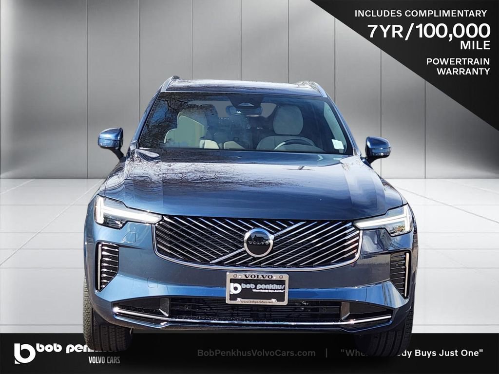 New 2026 Volvo XC90 B6 Core image 22