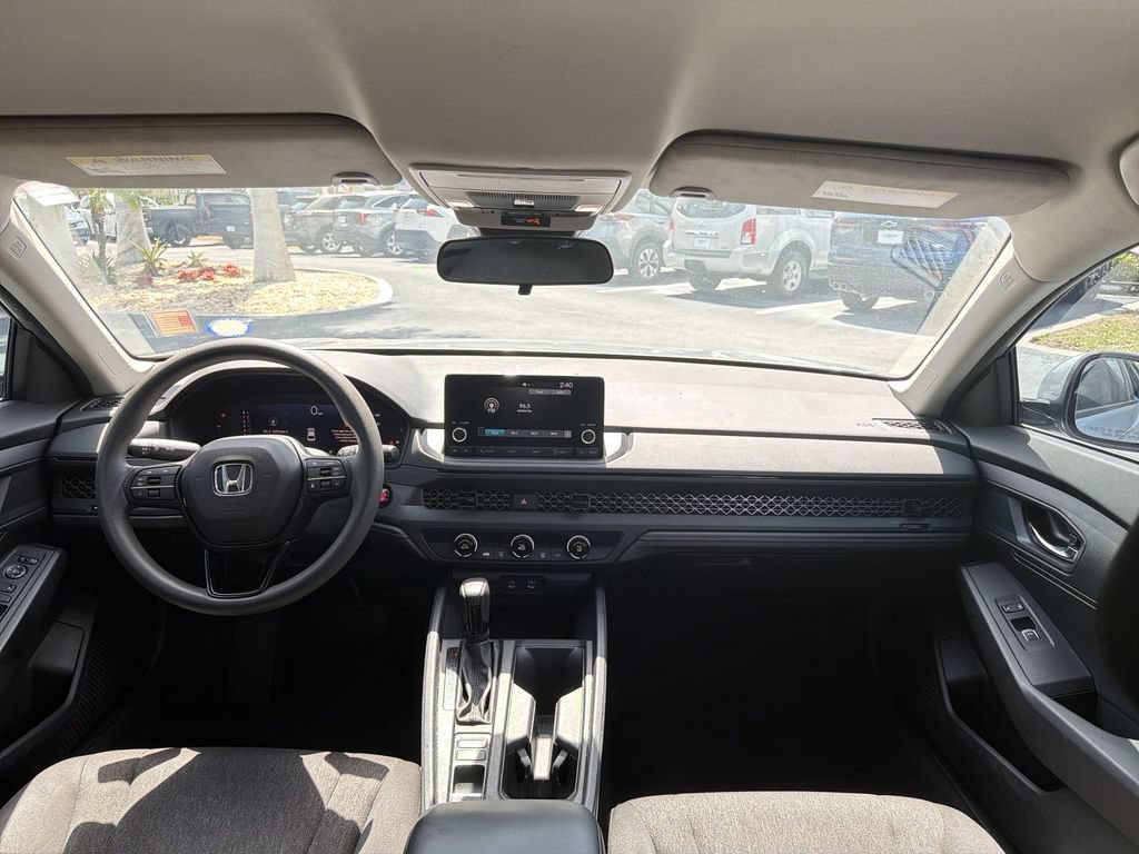 Certified 2023 Honda Accord EX image 10