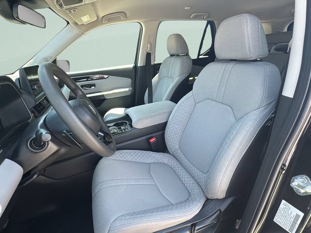 Used 2023 Honda Pilot LX image 9
