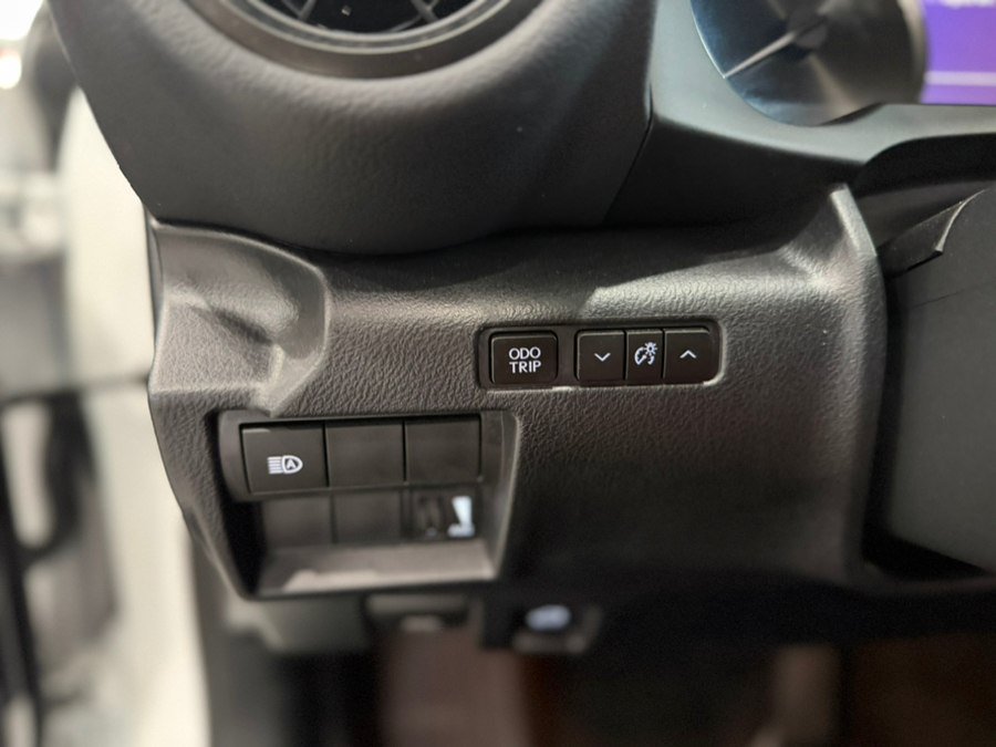 Used 2024 Lexus IS 350 F Sport RWD image 11