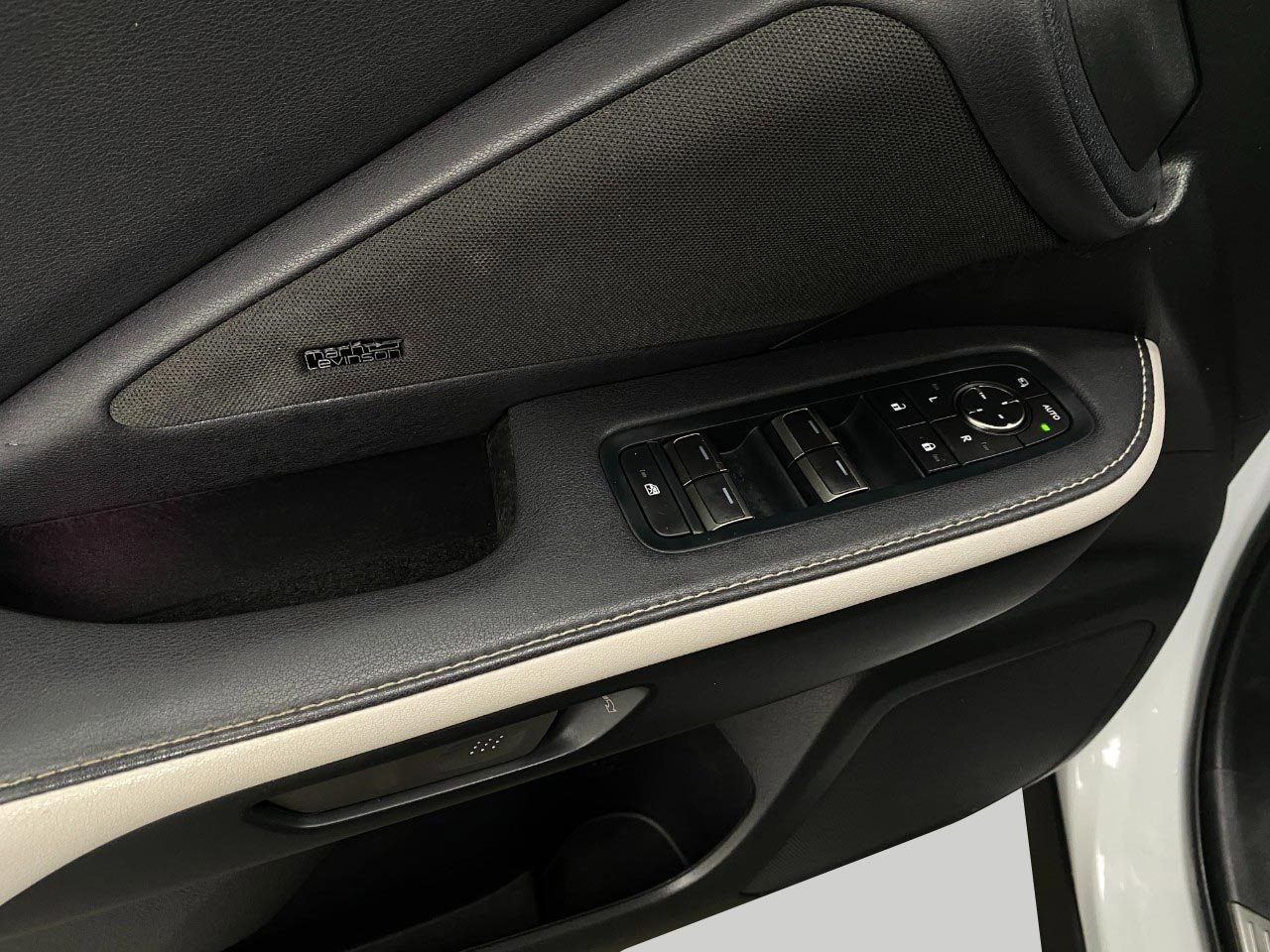 Used 2024 Lexus TX 500h AWD image 34