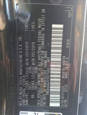 Certified 2023 Toyota Corolla Cross XLE image 21