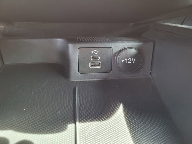 Certified 2025 Ford Escape ST-Line AWD/4WD image 24
