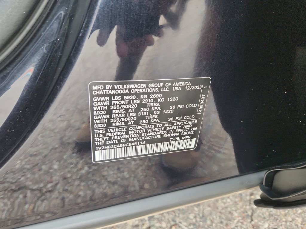 Used 2024 Volkswagen Atlas SE AWD/4WD image 22