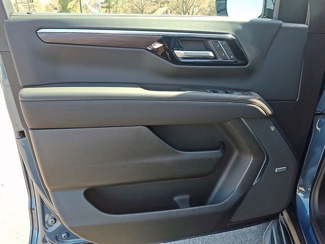 New 2026 Chevrolet Tahoe Premier w/ Sun And Tow Package image 9