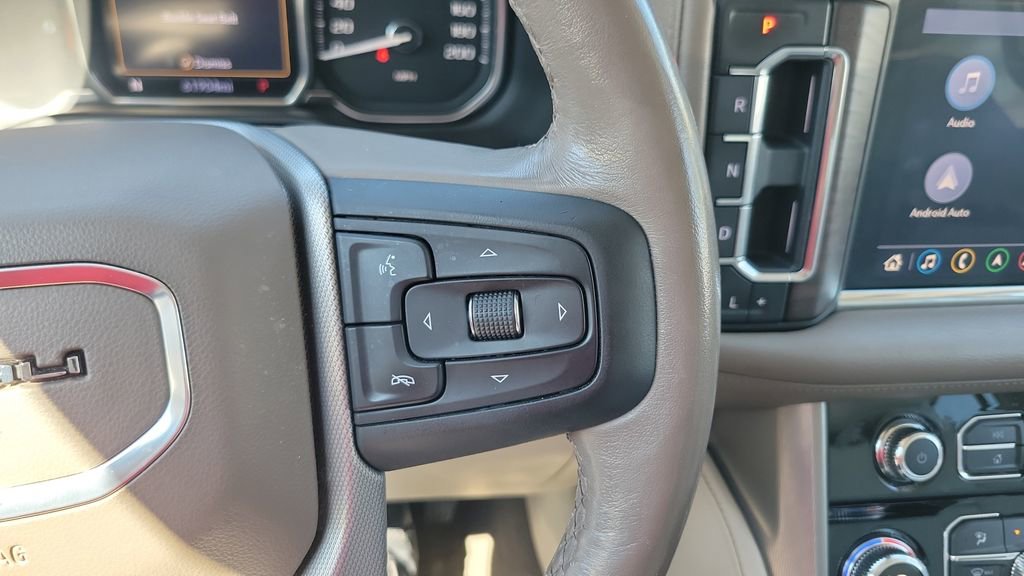 Used 2021 GMC Yukon Denali image 26