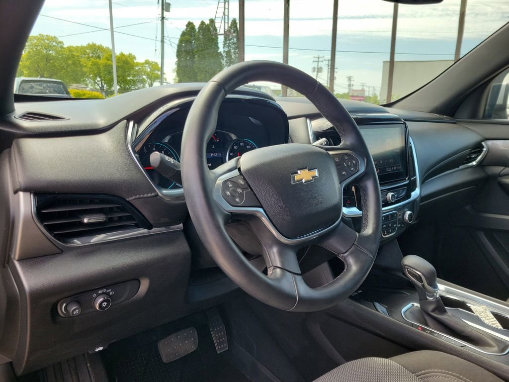 Used 2023 Chevrolet Traverse LT w/ LPO, Floor Liner Package AWD/4WD image 22