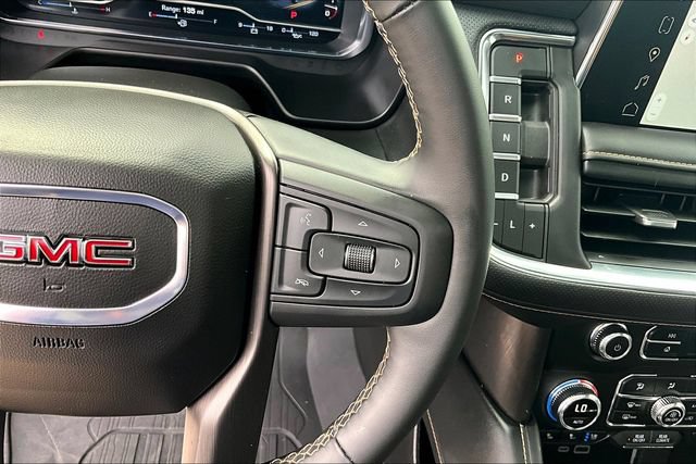 Used 2024 GMC Yukon AT4 w/ AT4 Premium Package AWD/4WD image 17