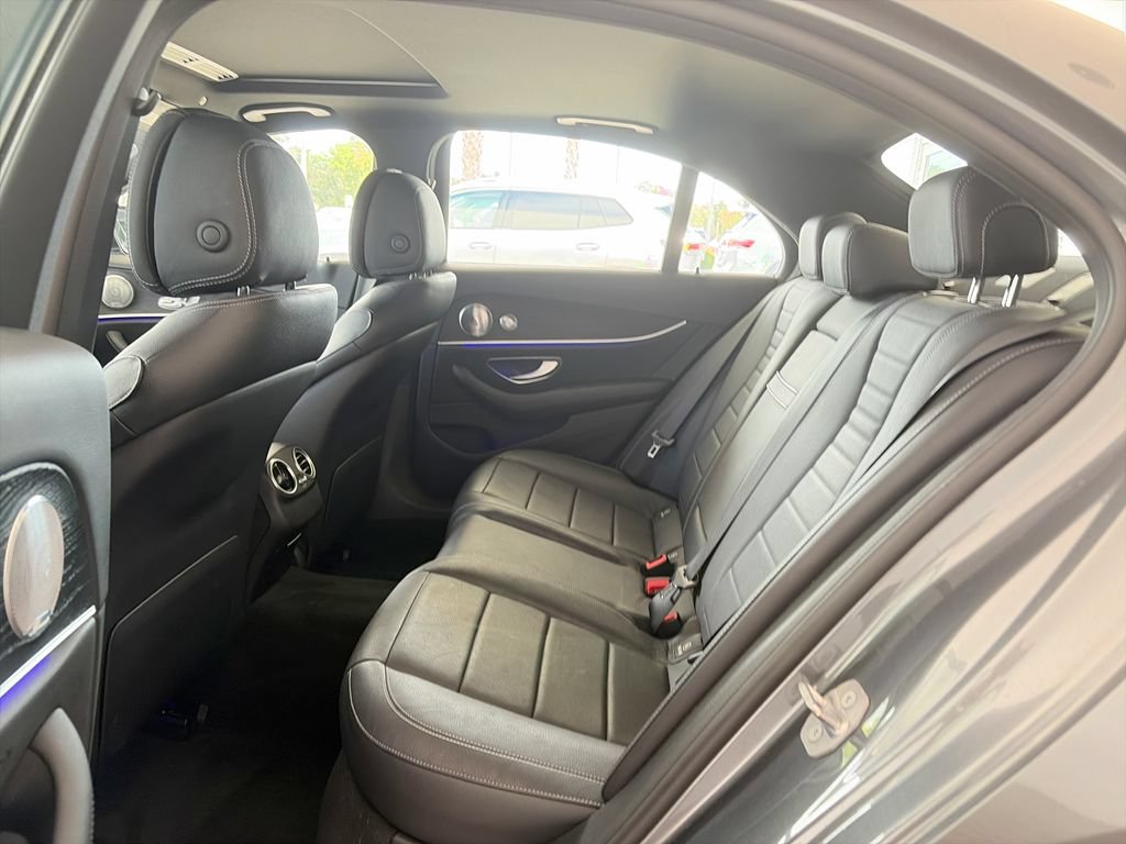 Used 2017 Mercedes-Benz E 300 4MATIC image 35