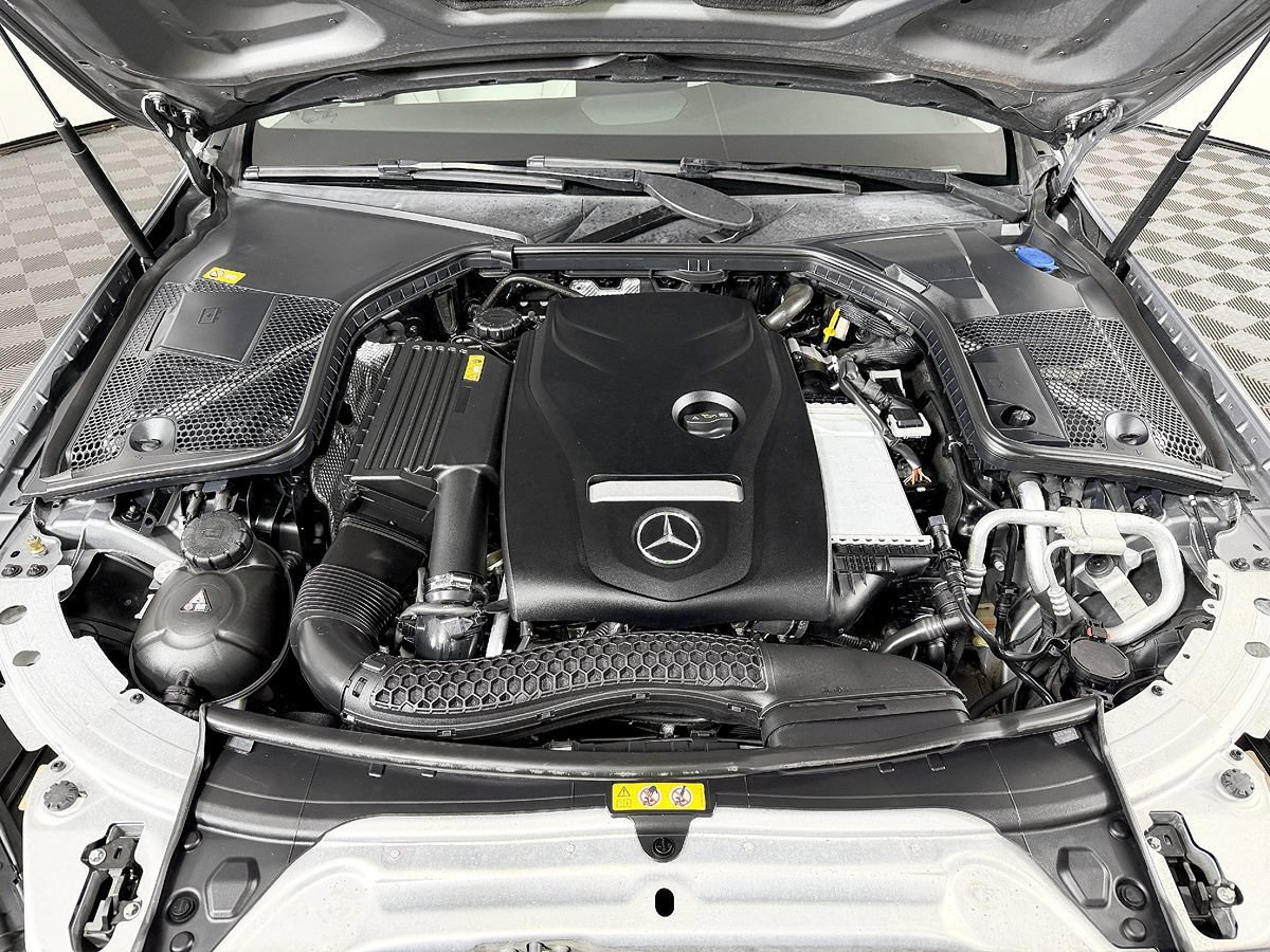 Used 2016 Mercedes-Benz C 300 4MATIC Sedan image 21