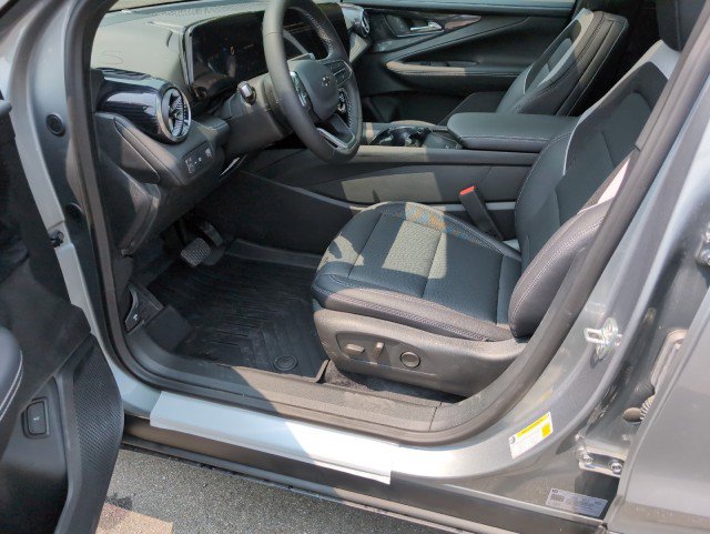 New 2025 Chevrolet Blazer EV LT image 32