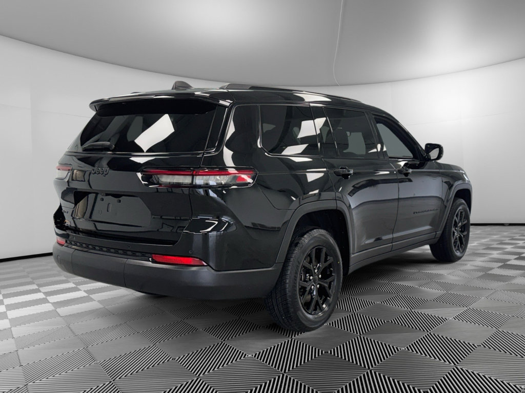 Used 2024 Jeep Grand Cherokee L Laredo image 8