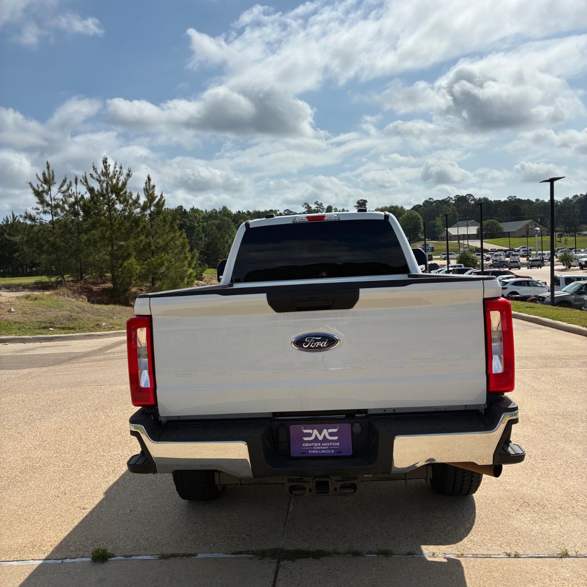 Used 2024 Ford F350 XLT AWD/4WD image 6