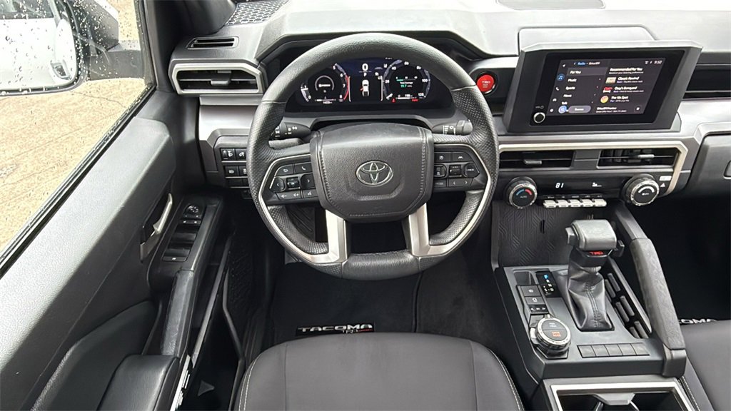 Used 2025 Toyota Tacoma TRD Sport image 19