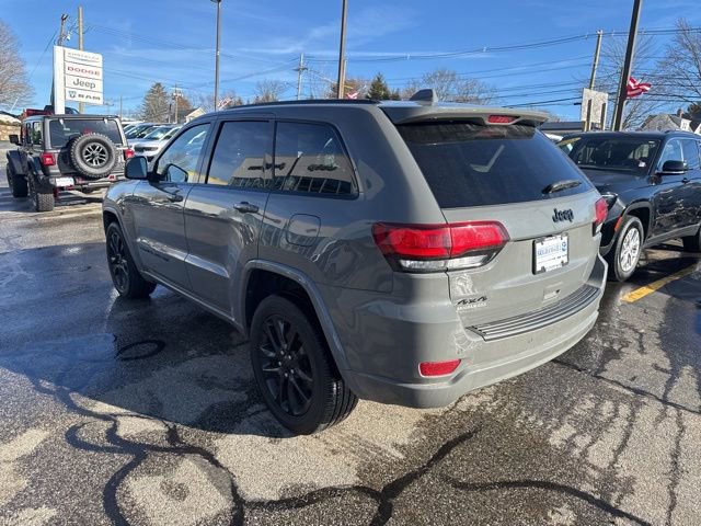 Certified 2022 Jeep Grand Cherokee Laredo X image 5