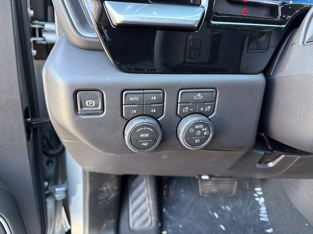 New 2026 Chevrolet Silverado 1500 RST w/ Convenience Package II AWD/4WD image 15