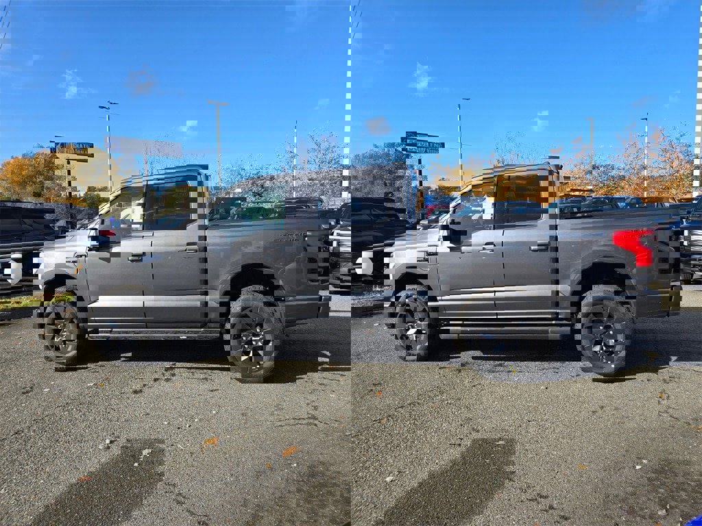 New 2025 Ford F150 Lightning Flash image 8