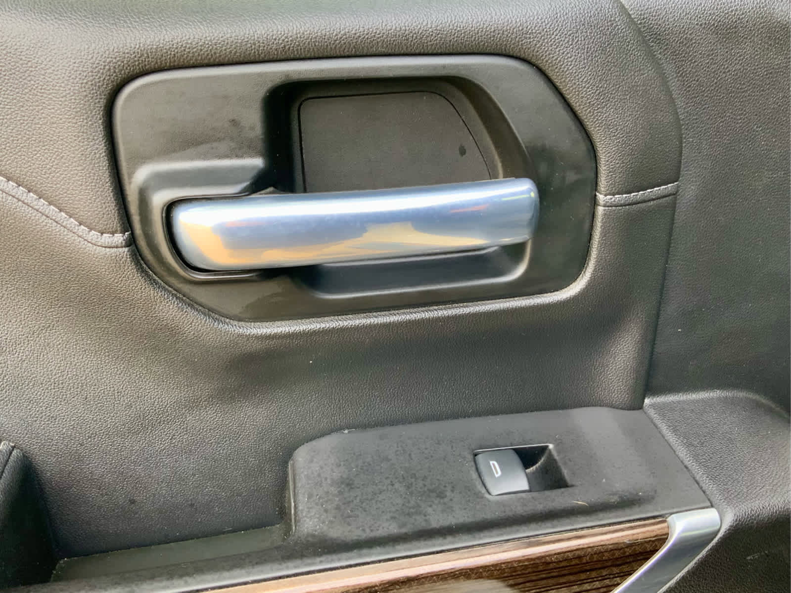 Used 2020 Chevrolet Silverado 1500 LT Trail Boss image 56