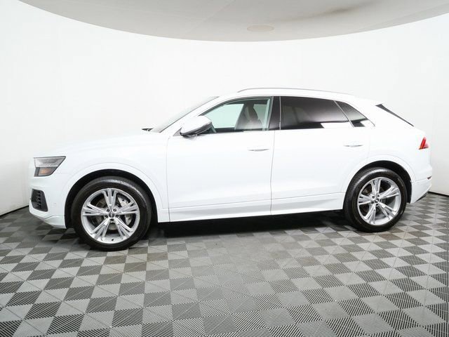 Used 2019 Audi Q8 Prestige w/ Towing Package AWD/4WD video 2