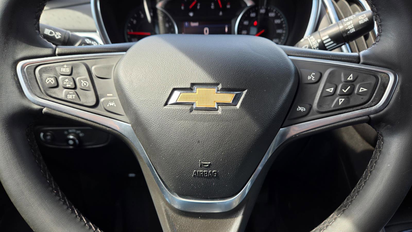 Used 2023 Chevrolet Equinox LT image 23