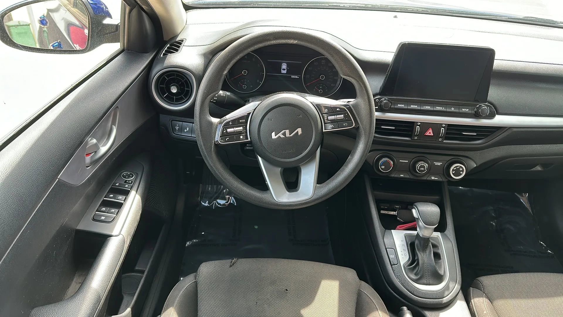 Used 2023 Kia Forte LXS w/ LXS Technology Package image 13