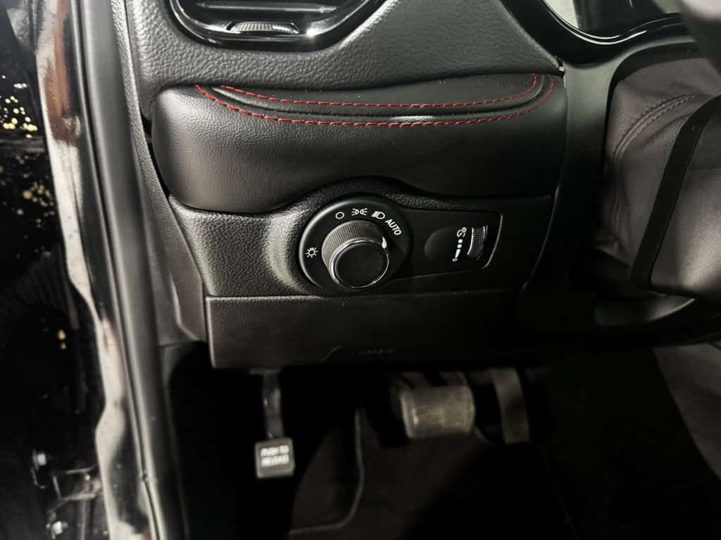 Used 2026 Dodge Durango GT AWD/4WD image 38