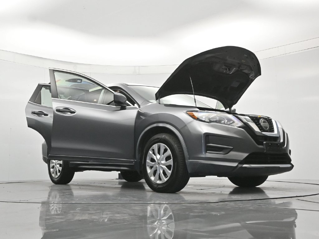 Used 2018 Nissan Rogue S FWD image 48