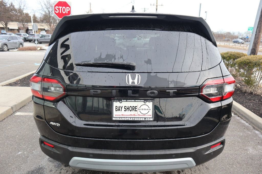 Used 2024 Honda Pilot EX-L image 6