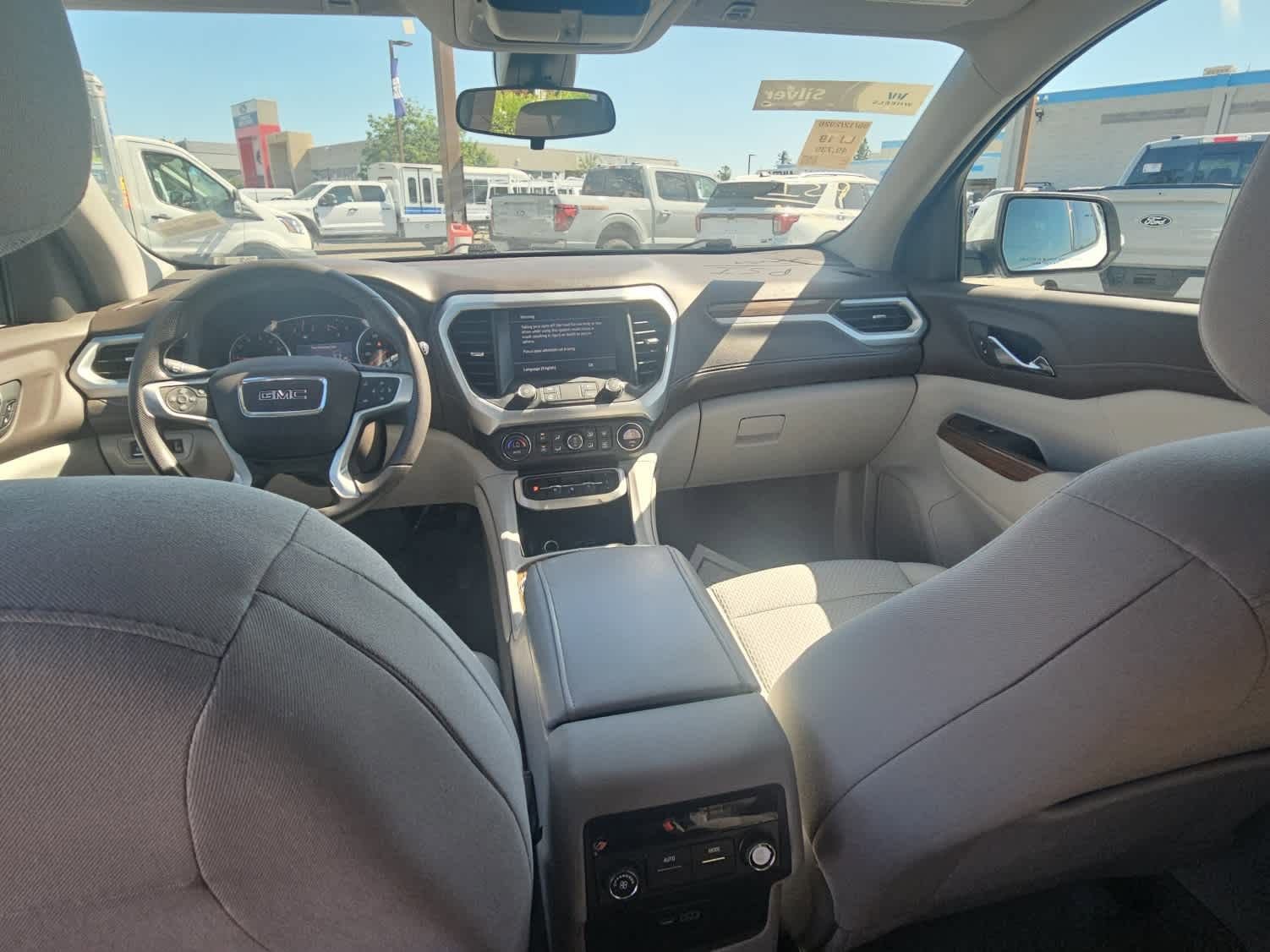 Used 2022 GMC Acadia SLE FWD image 11