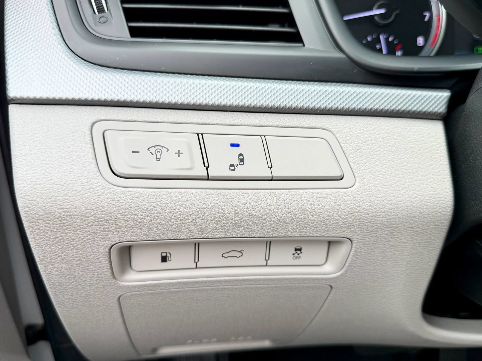 Used 2018 Hyundai Sonata SEL FWD image 31