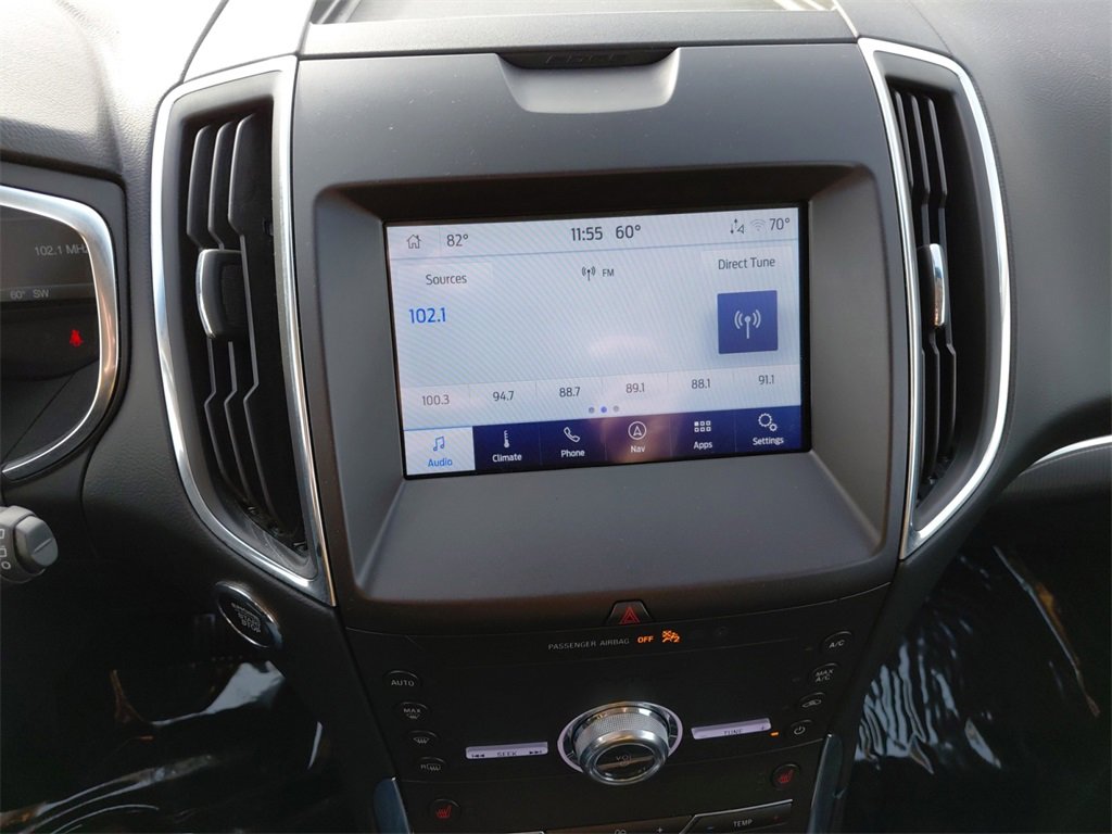 Used 2020 Ford Edge Titanium w/ Class II Trailer Tow Package image 32