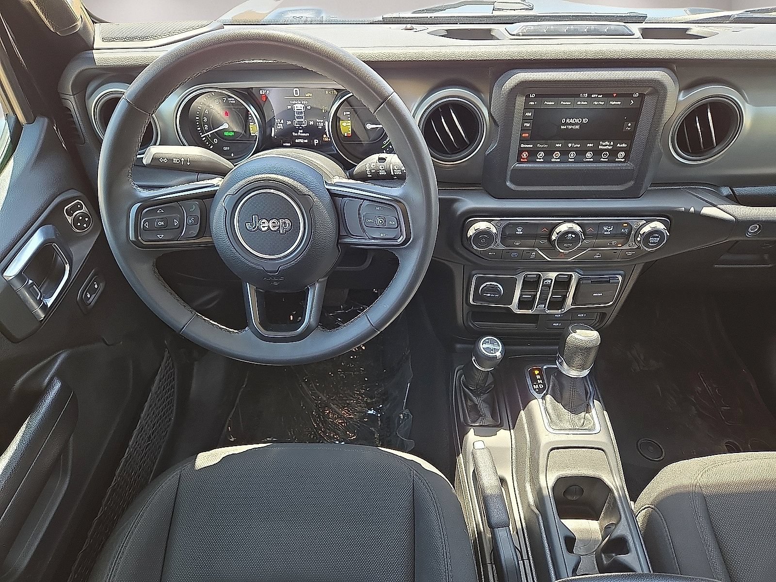 Used 2023 Jeep Wrangler Unlimited AWD/4WD image 18
