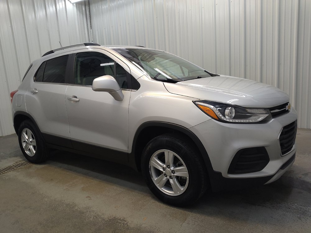 Used 2019 Chevrolet Trax LT w/ LT Convenience Package AWD/4WD image 11