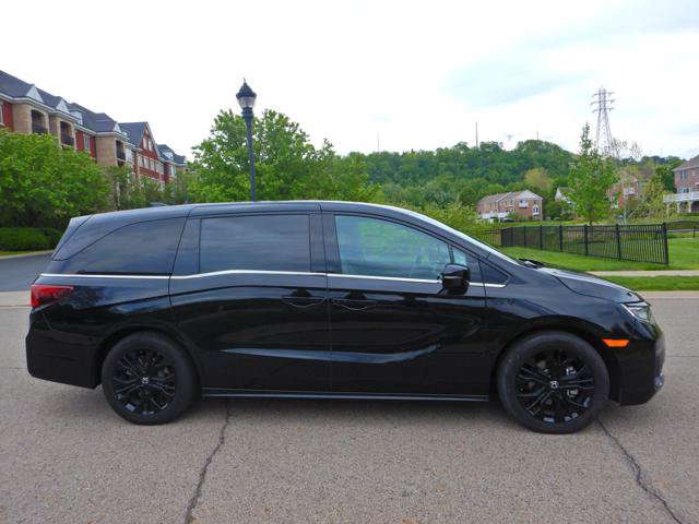 Used 2025 Honda Odyssey Sport-L image 10