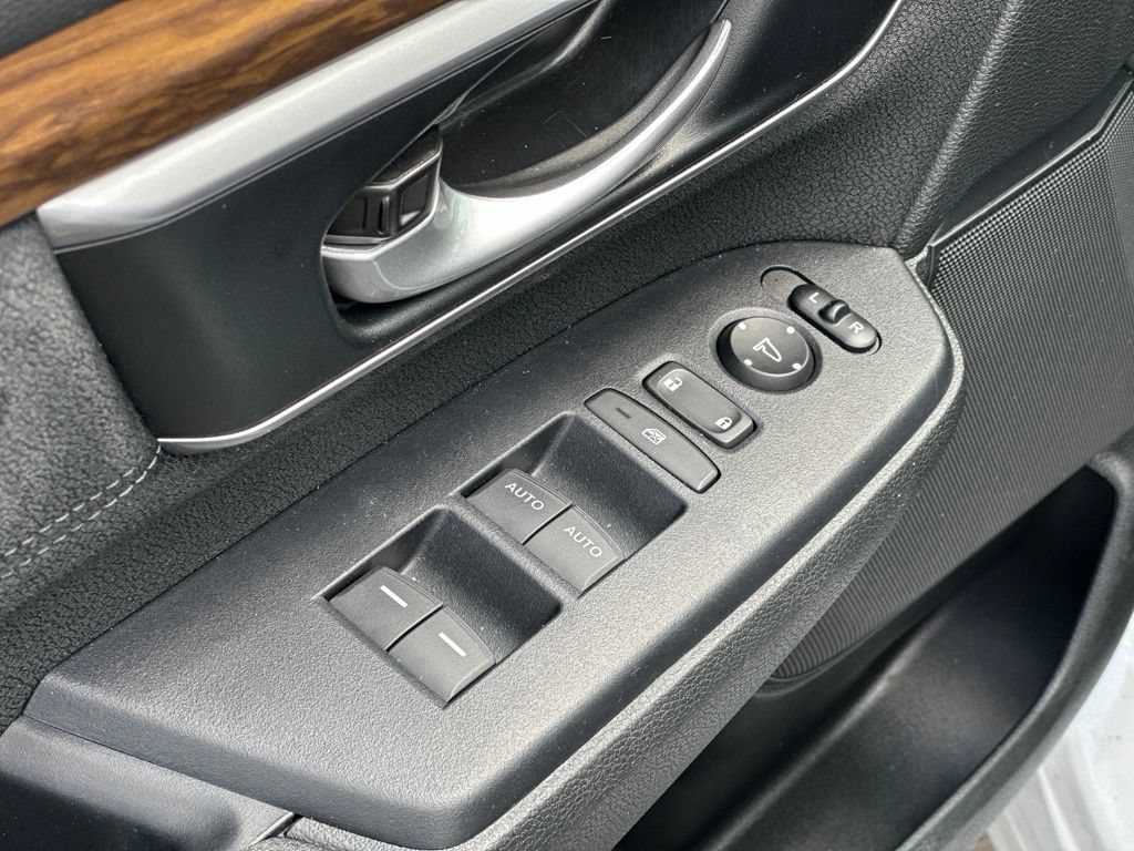 Used 2021 Honda CR-V EX image 17