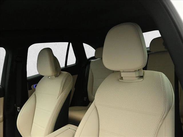 New 2026 Mercedes-Benz GLC 300 4MATIC image 9