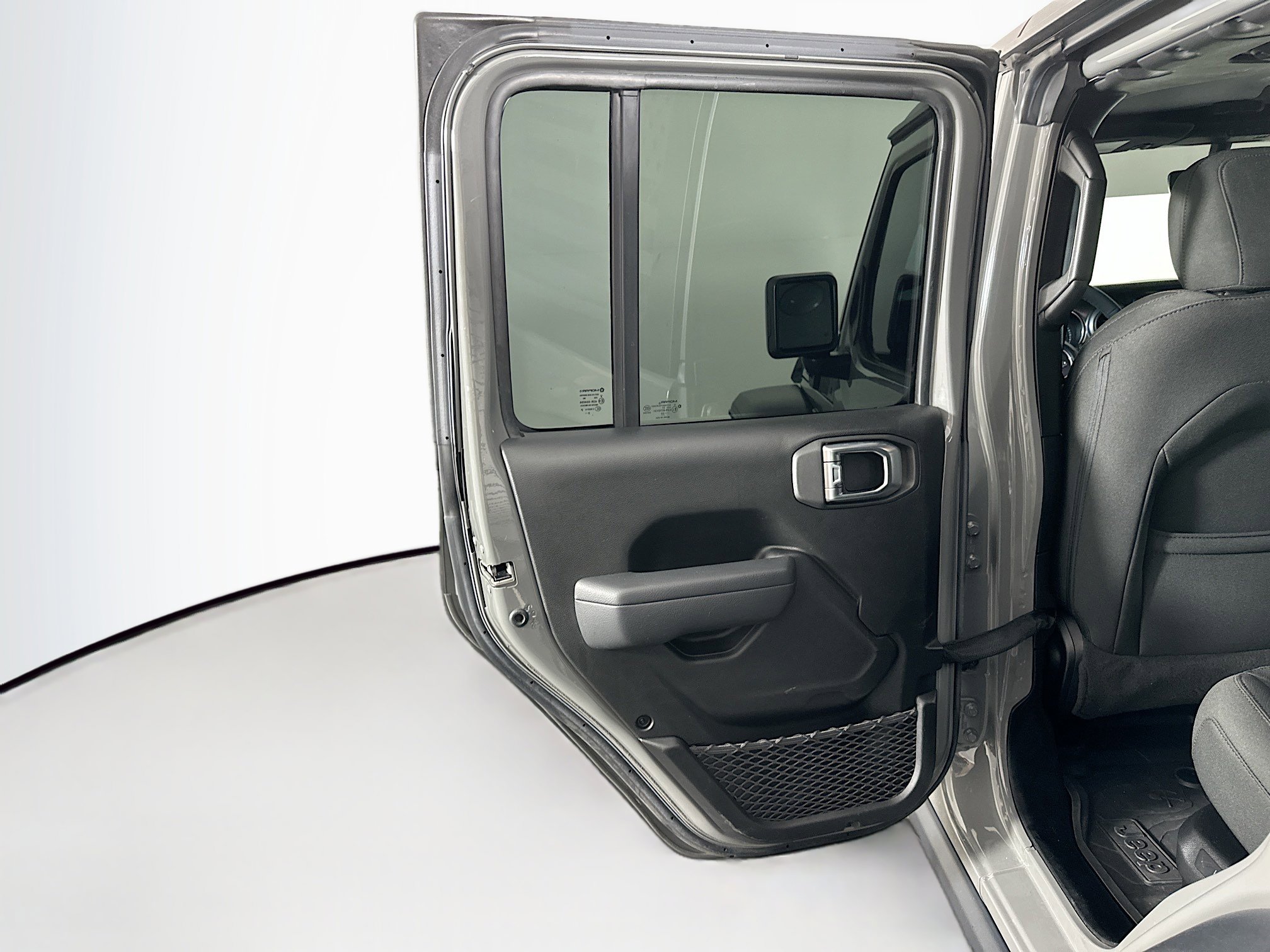 Used 2023 Jeep Wrangler Unlimited w/ 8.4" Radio Group image 25