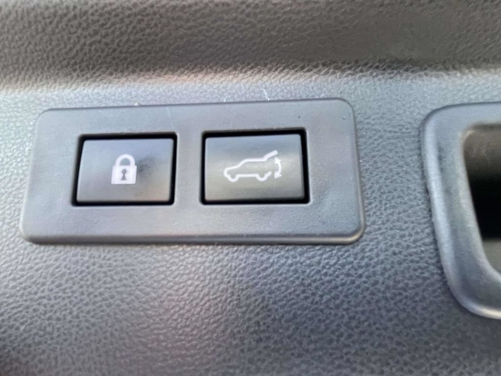 Used 2022 Subaru Forester Limited AWD/4WD image 12