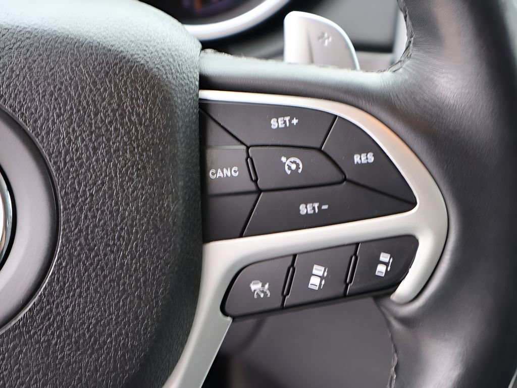 Used 2018 Jeep Grand Cherokee Summit AWD/4WD image 33