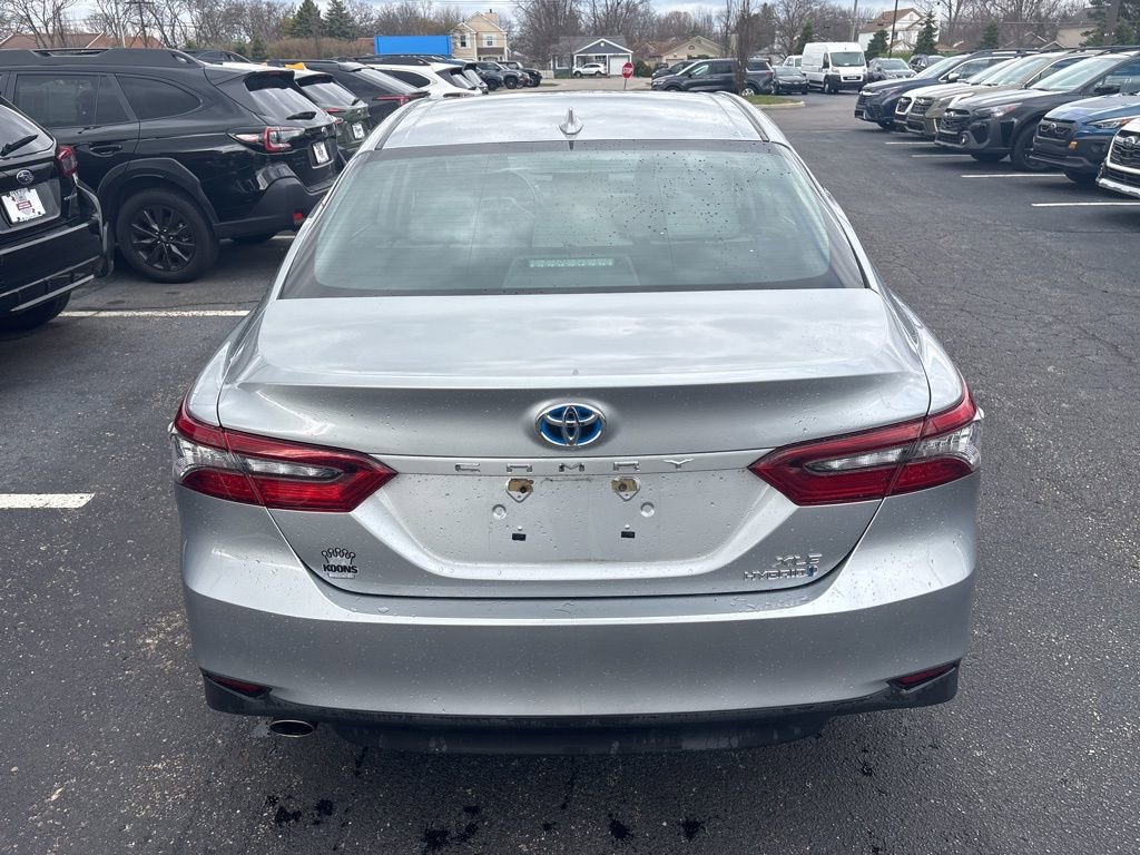 Used 2021 Toyota Camry XLE w/ Cold Weather Package image 4