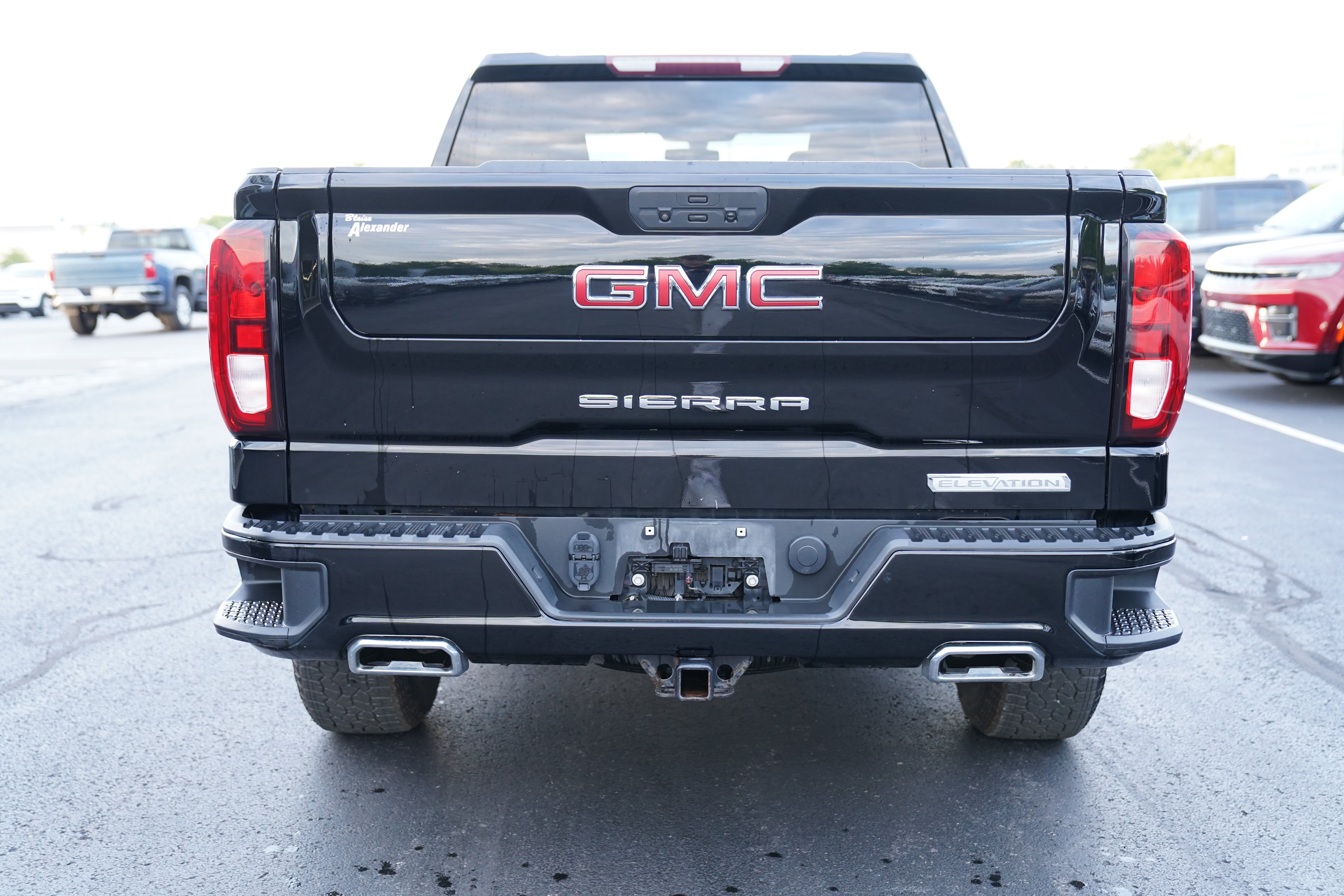 Used 2021 GMC Sierra 1500 Elevation w/ X31 Off-Road Package AWD/4WD image 6