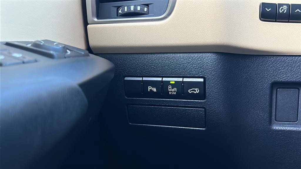 Used 2016 Lexus NX 200t FWD w/ Premium Package image 30