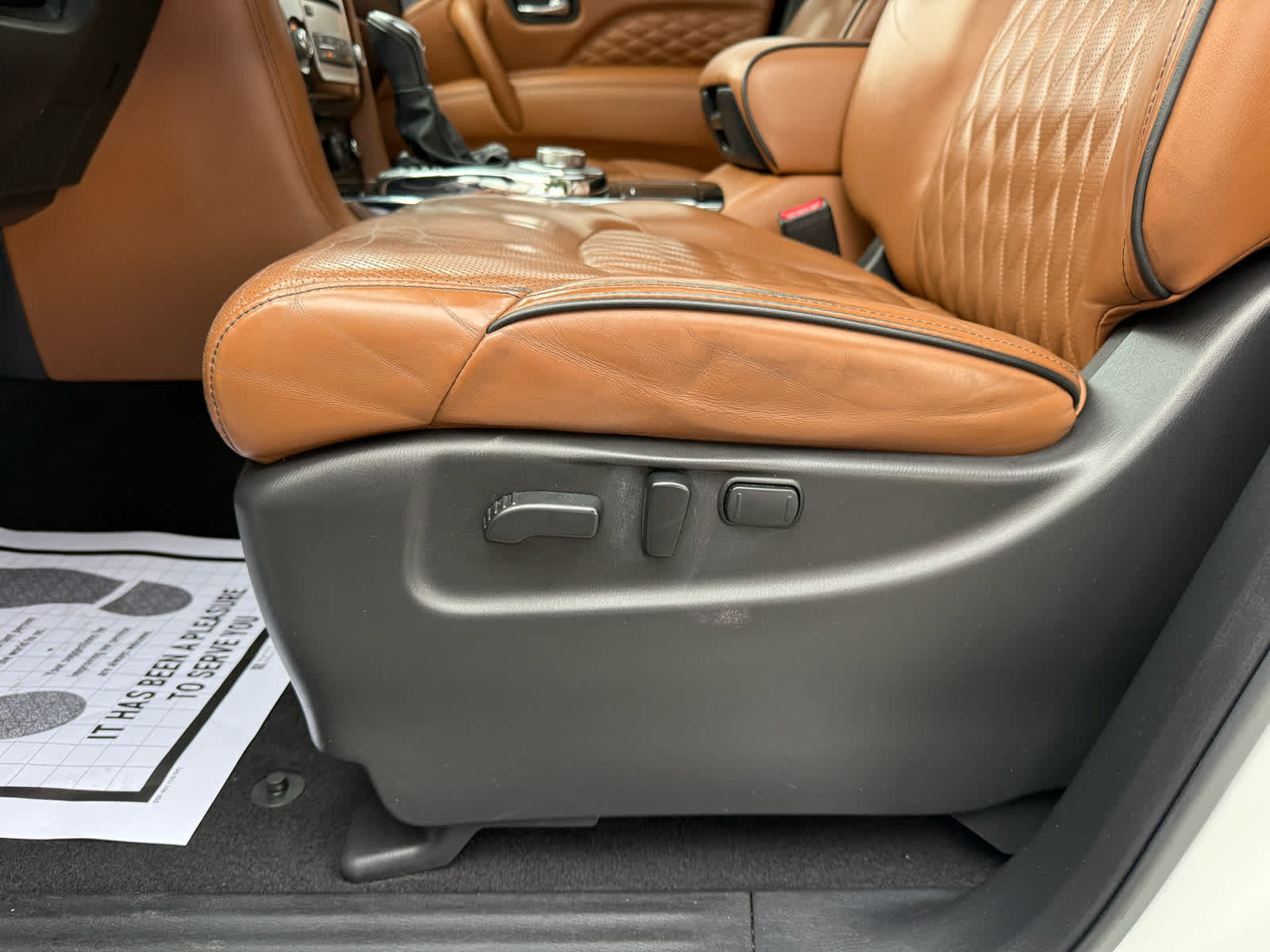 Used 2019 INFINITI QX80 Luxe w/ Proactive Package AWD/4WD image 13