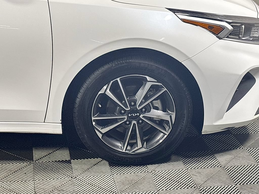Used 2024 Kia Forte LXS FWD image 22