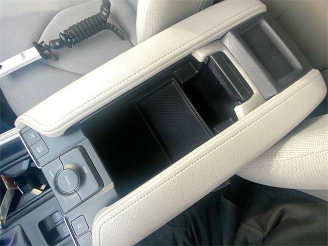 Certified 2025 Toyota Grand Highlander AWD Hybrid image 19